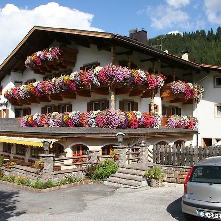 Hotel Mooserhof Sexten Exterior foto