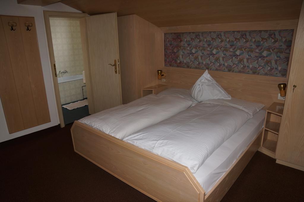 Hotel Mooserhof Sexten Quarto foto
